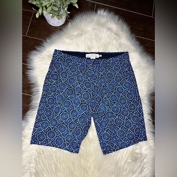 L.O.G.G by H&M blue/cream printed chino shorts sz 30 NWT - Picture 1 of 7